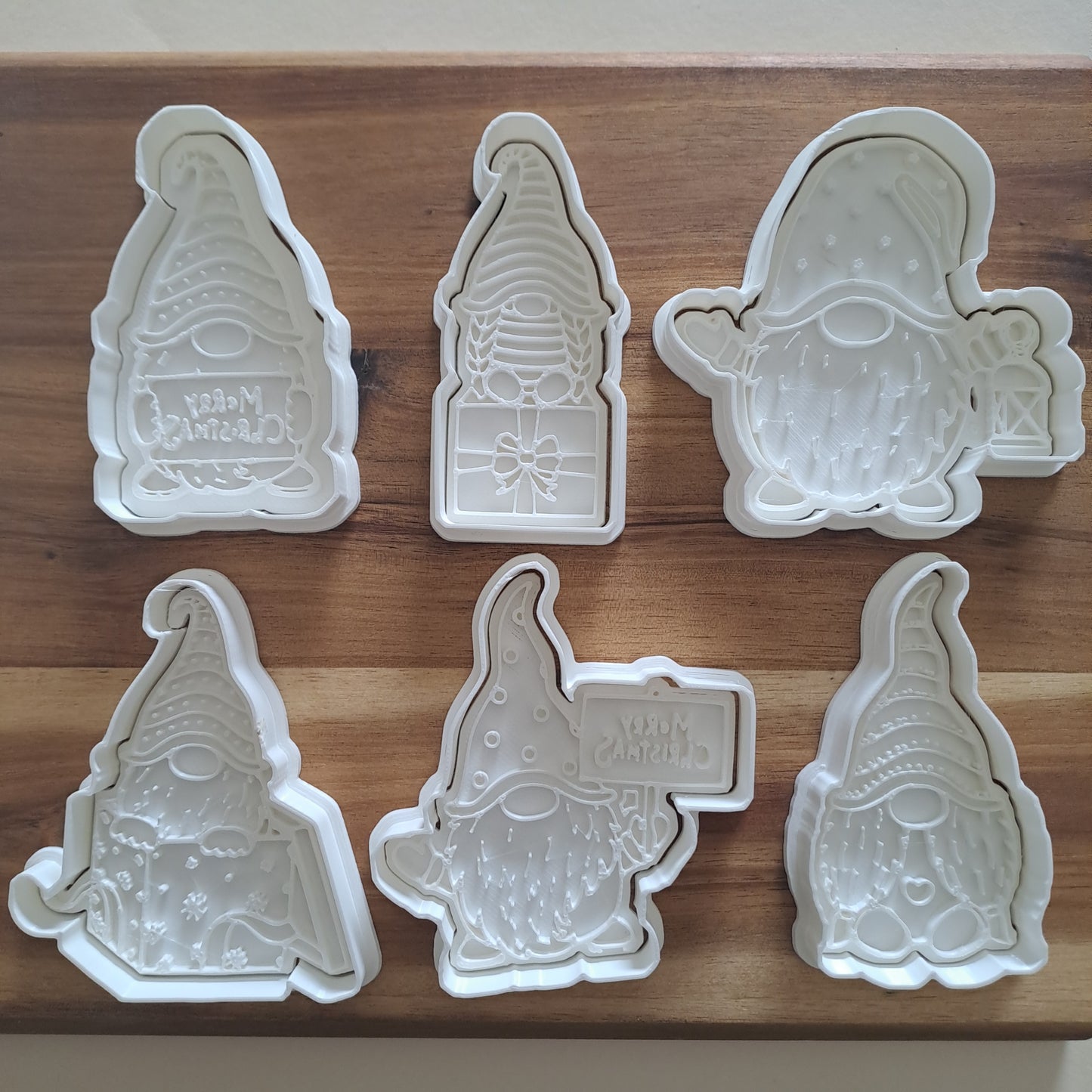 Ensemble de Gnomes de Noël - Emporte-pièce - Formina - Moule pour biscuits ou décoration de gâteaux