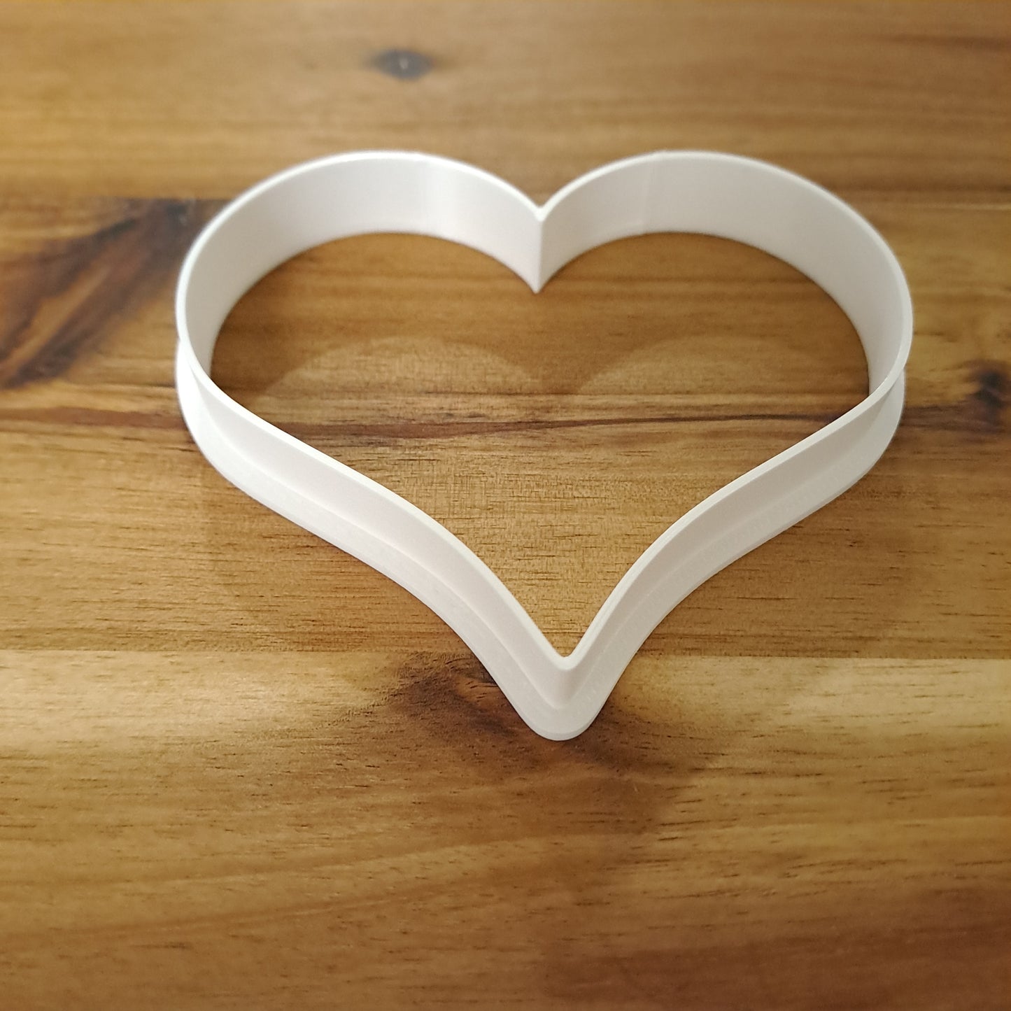 Découpeur cadre coeur Mod.20 - Dimensions de 3cm à 25cm - Hauteur 1cm