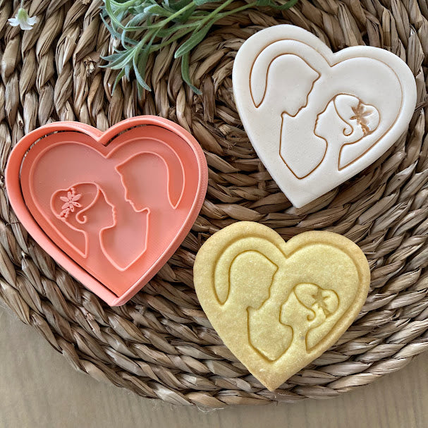 Mariées et mariés dans un cadre en forme de coeur - Mariage - Emporte-pièce pour biscuits de mariage