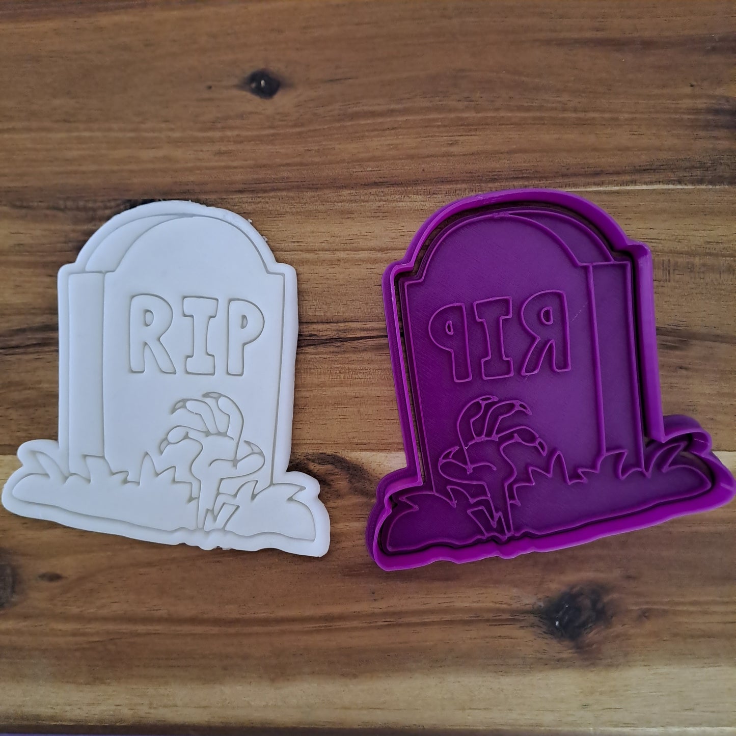 Tombstone RIP Mod.1 - Halloween - Emporte-pièce - Moule - Moule pour biscuits ou décorations en pâte à sucre pour cake design