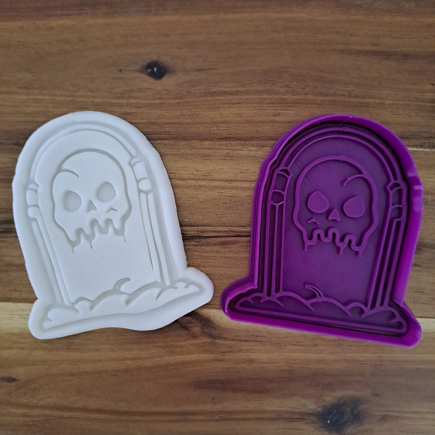 Lapide con teschio Mod.2 - Halloween  - Cookies cutter - Formina - Stampo per biscotti o decorazioni in pasta di zucchero per cake design