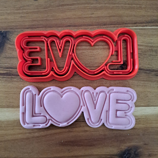 Tagliabiscotti Scritta LOVE 9cm - Amore Love - Cookie cutter - Stampo per biscotti o decorazioni in pasta di zucchero