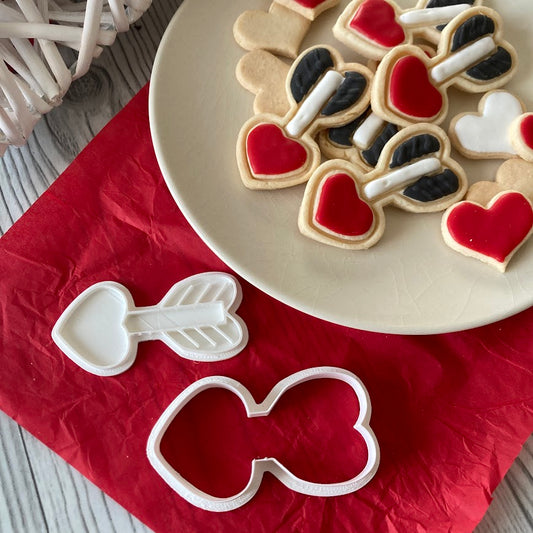 Tagliabiscotti - San Valentino - amore - freccia - cuore - Cookie cutter - Stampo per biscotti o decorazioni in  pasta di zucchero